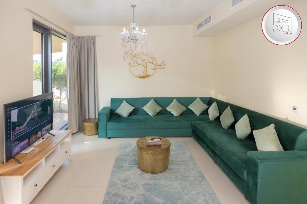 5 Bedroom - Hills विला *